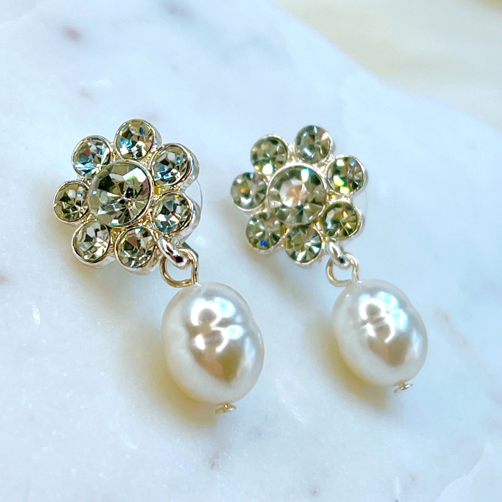 Crystal flower pearl 1.25” dangle earrings